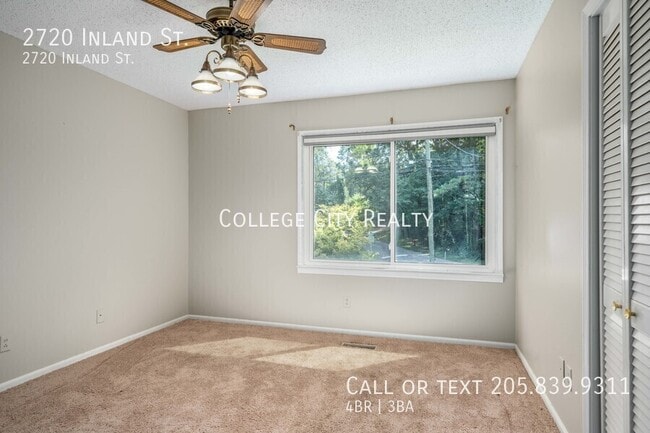 Building Photo - 2720 Inland St