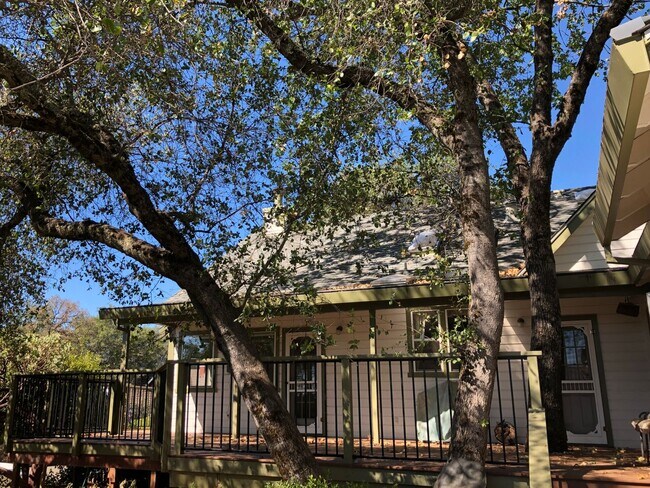 Building Photo - Large Home with RV access located in Auburn