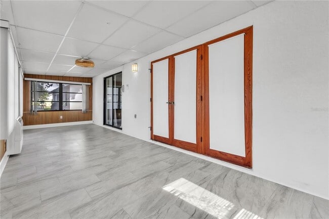 Building Photo - 4017 103rd Ave