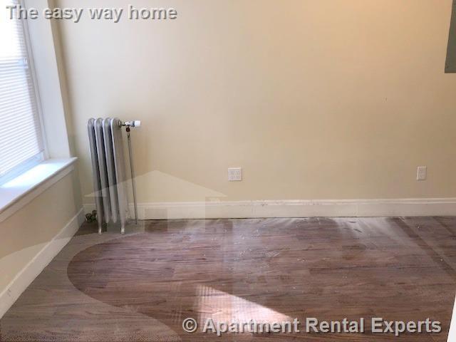 Building Photo - 5 Craigie Cir