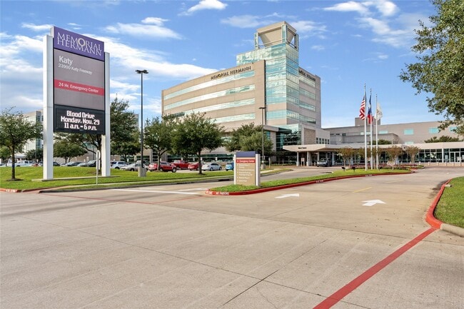 Building Photo - 5811 Blue Grama Dr