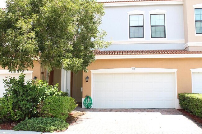 Building Photo - 149 Gramercy Square Dr