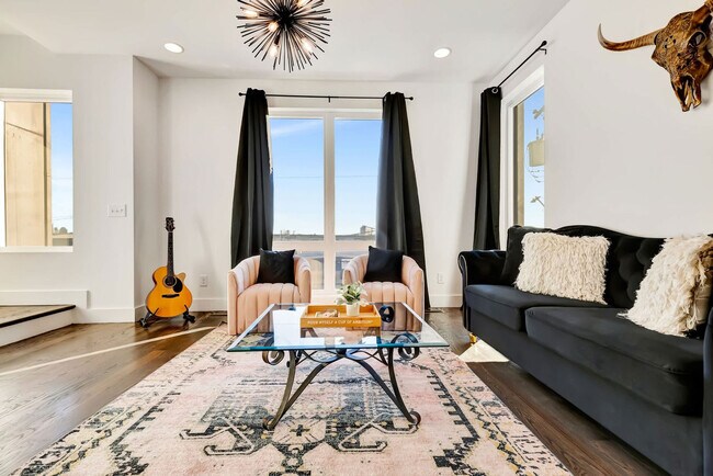 Building Photo - 1313 Baptist World Center Dr