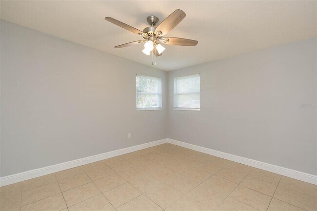 Building Photo - 7113 Parison Dr