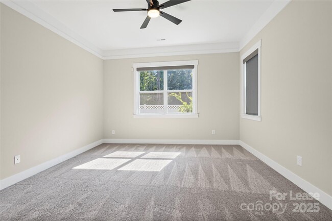 Building Photo - 1109 Masefield Ave