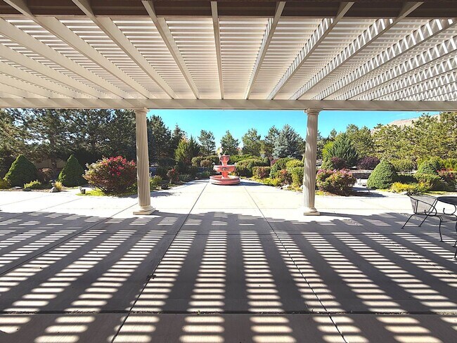 Building Photo - Spanish Springs 5bed/3bath - Move in Special now available!!