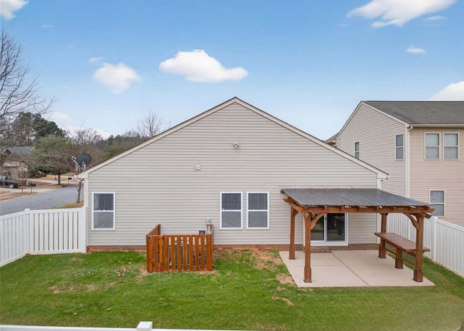 Building Photo - 7802 Hereford St