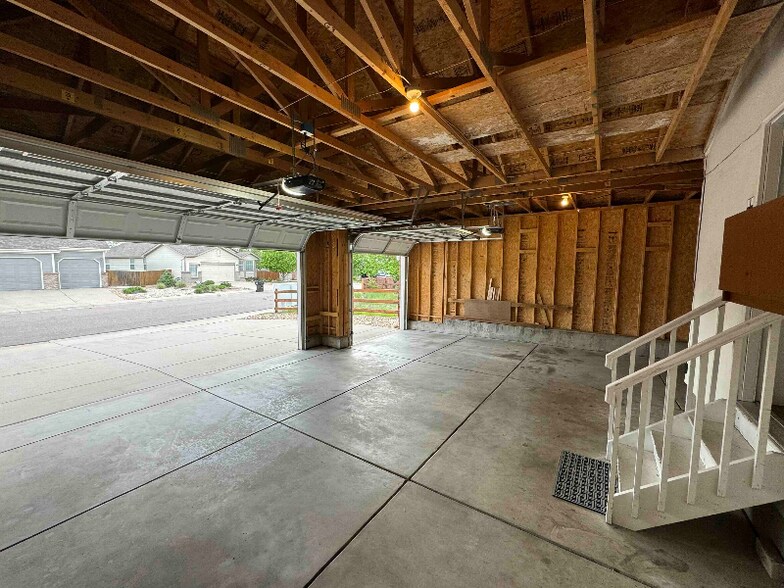 Building Photo - 4046 Stampede Dr