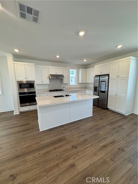 Building Photo - 26876 Rugged Rdg Ln