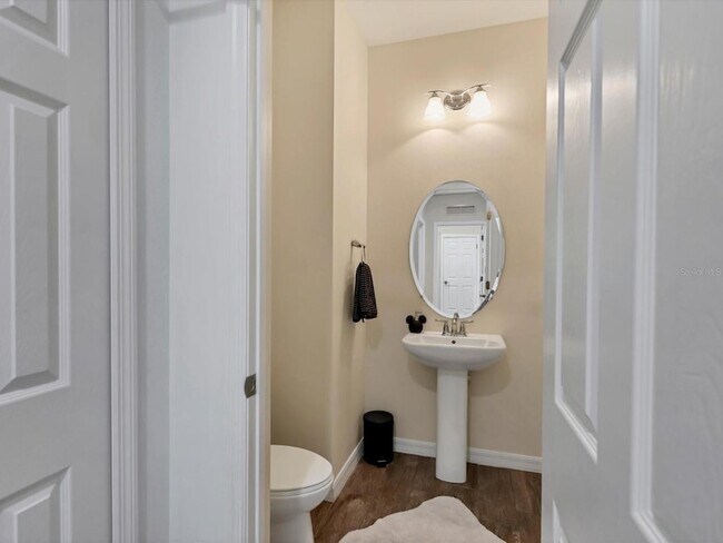 Building Photo - 1041 Buttercup Glen