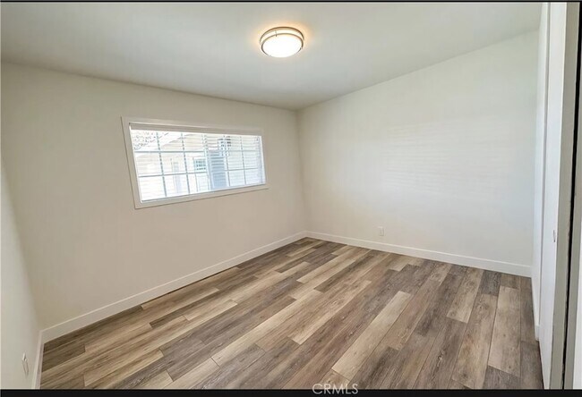 Building Photo - 18271 Roberta Cir