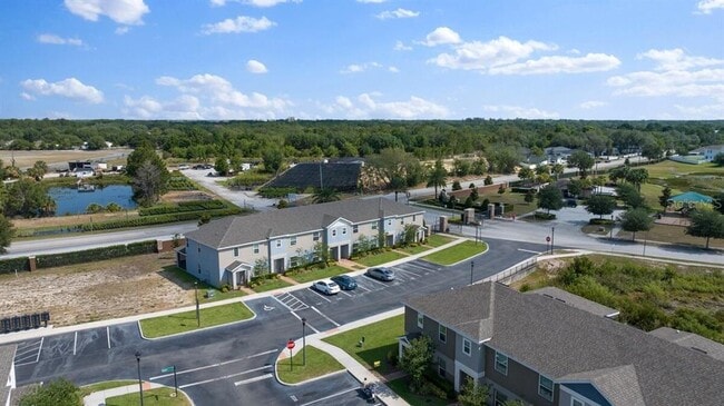 Building Photo - 145 Claire Ln