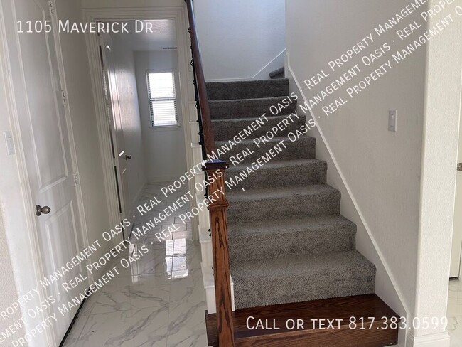 Building Photo - 1105 Maverick Dr