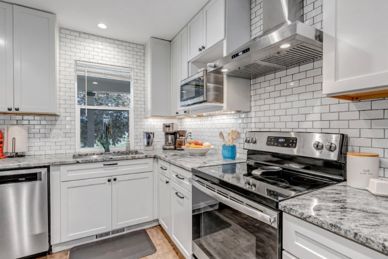 Building Photo - 573 Entrada Dr