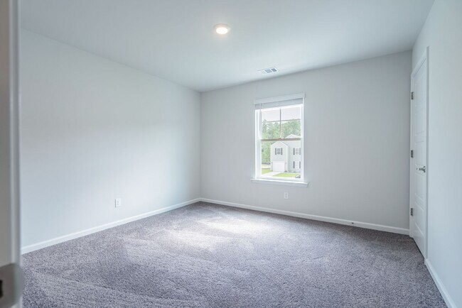 Building Photo - Oglethorpe Landing