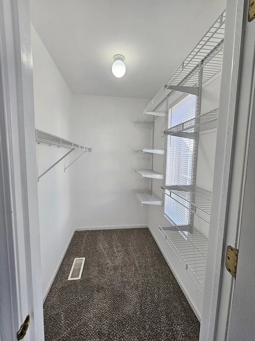 Building Photo - 2320 Dawson Ln