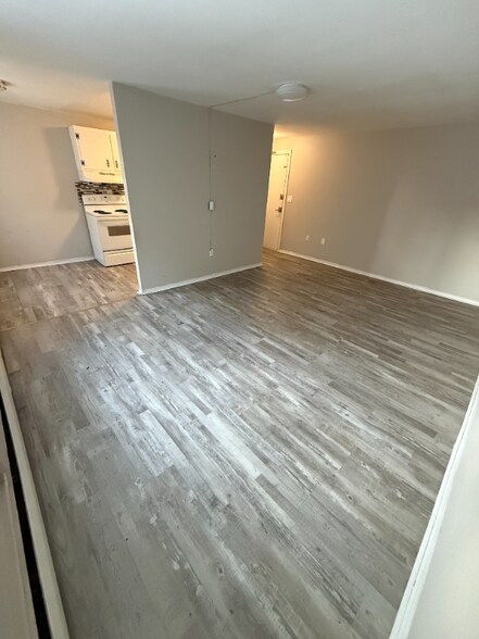 Building Photo - 17 Marshall St