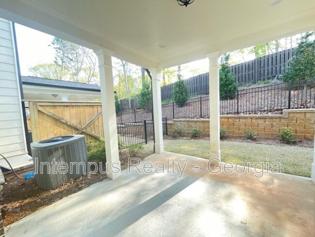 Building Photo - 5234 Riden Ct