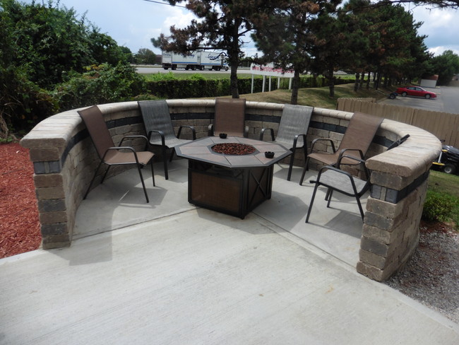 Cozy fire pit - 5685 Chatford Dr