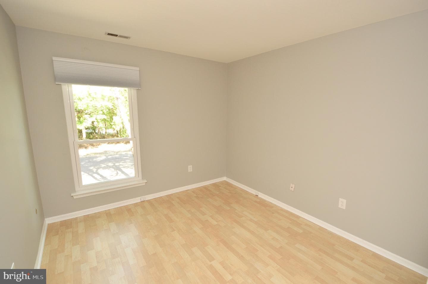 Building Photo - 340 Woodlake Dr
