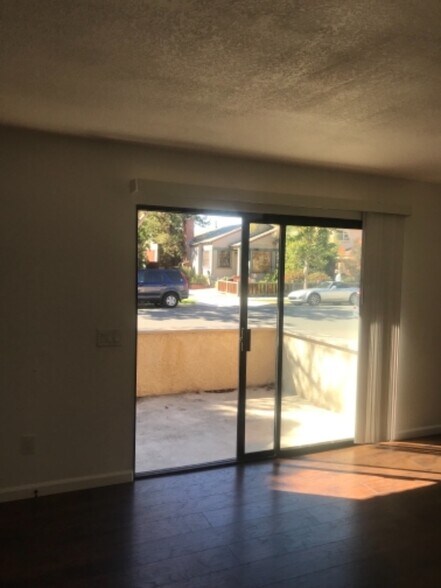 Building Photo - 514 Coronado Ave