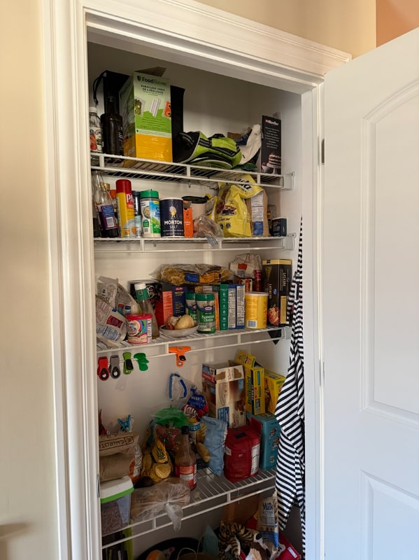 Building Photo - 1215 W Sunnyside Ave