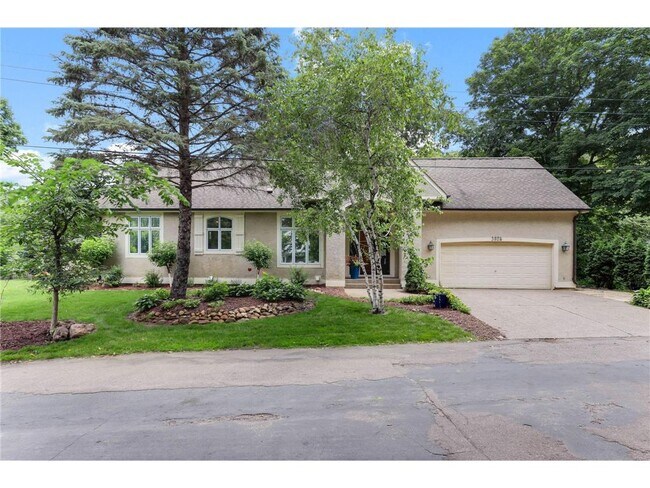 Primary Photo - 3825 Northome Ave