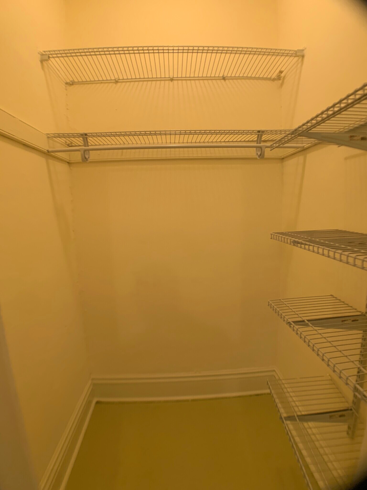 Building Photo - 100 Queensberry St