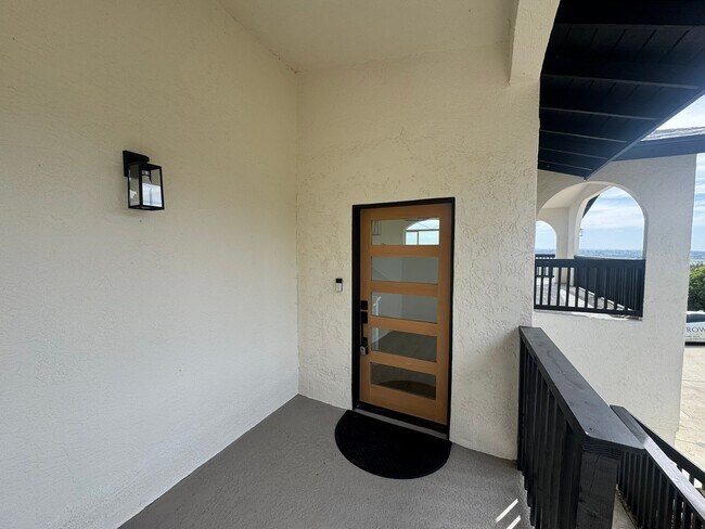 Building Photo - Sangamon Ave