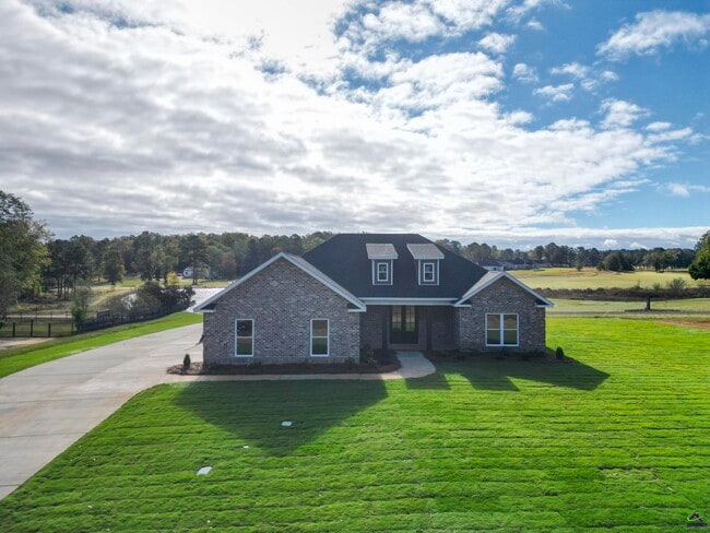 Building Photo - 168 Camden Way