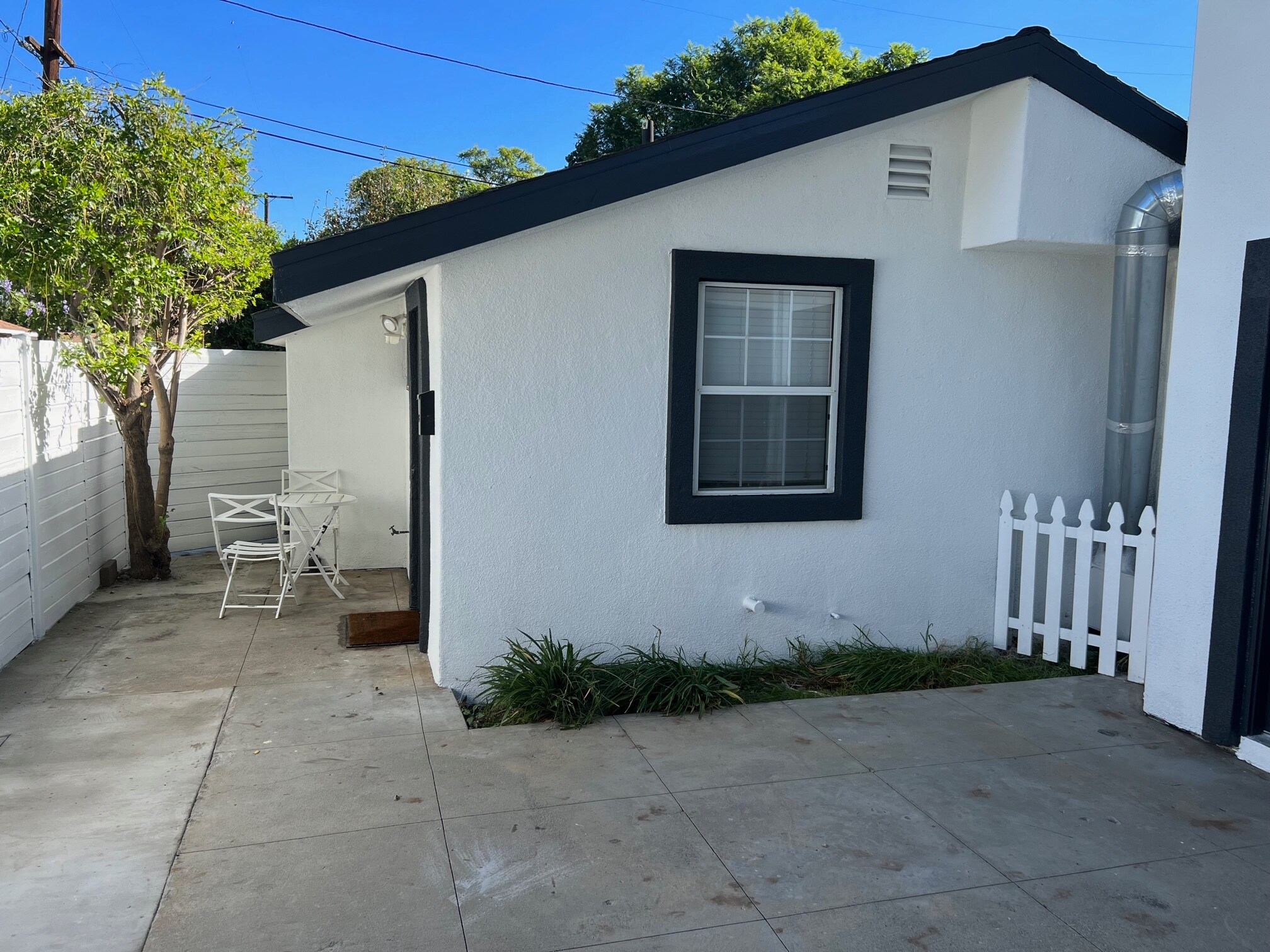 Building Photo - 6960 Forbes Ave