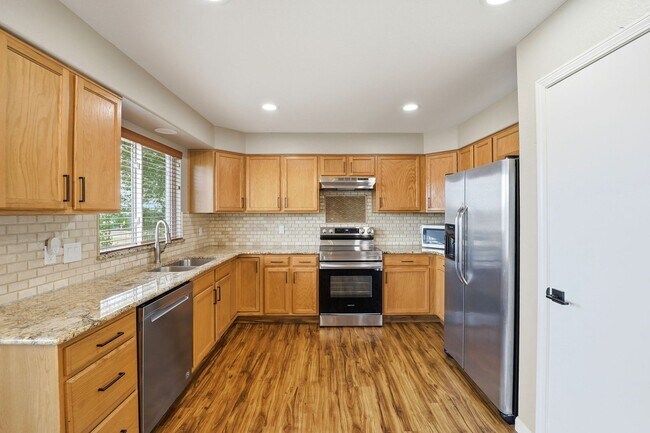 Building Photo - 1108 Scarlet Oak Dr