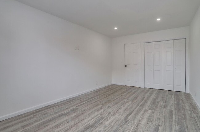 Building Photo - 7100 JFK Blvd E