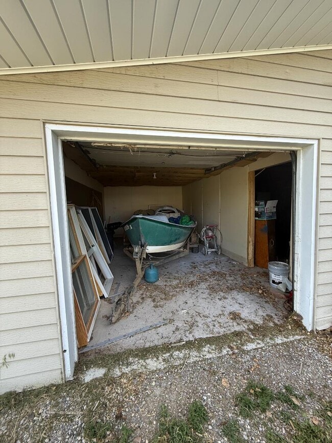 Building Photo - 228 1st Ave SW
