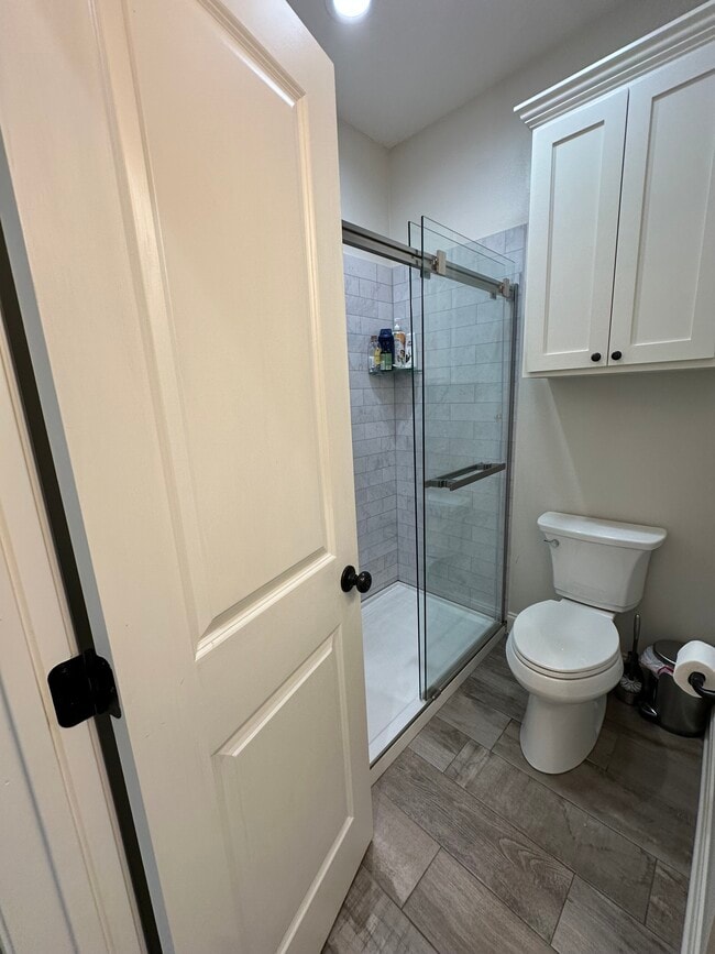 Building Photo - 103 Piney Cv