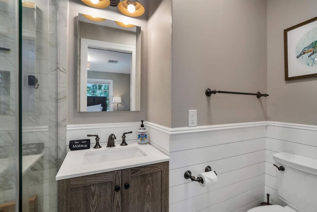 Building Photo - 30 Old Fish Cove Rd