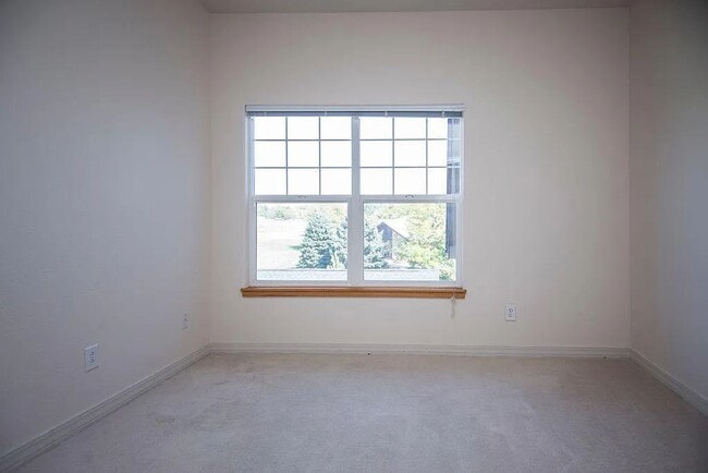 Building Photo - Beautiful Condo near Fossil Creek