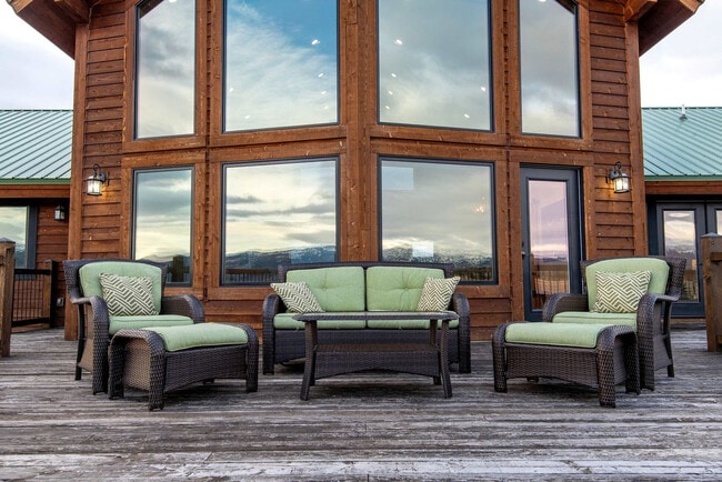 Building Photo - 4535 Roxanne St