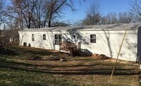 Building Photo - 3 Bed 2 Bath Home For Rent