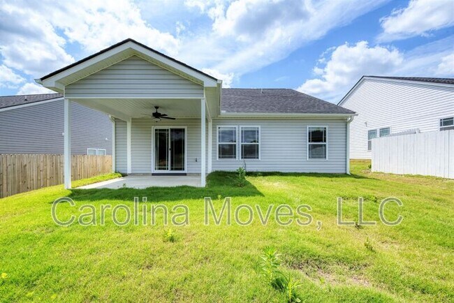 Building Photo - 1303 Lindale Pl
