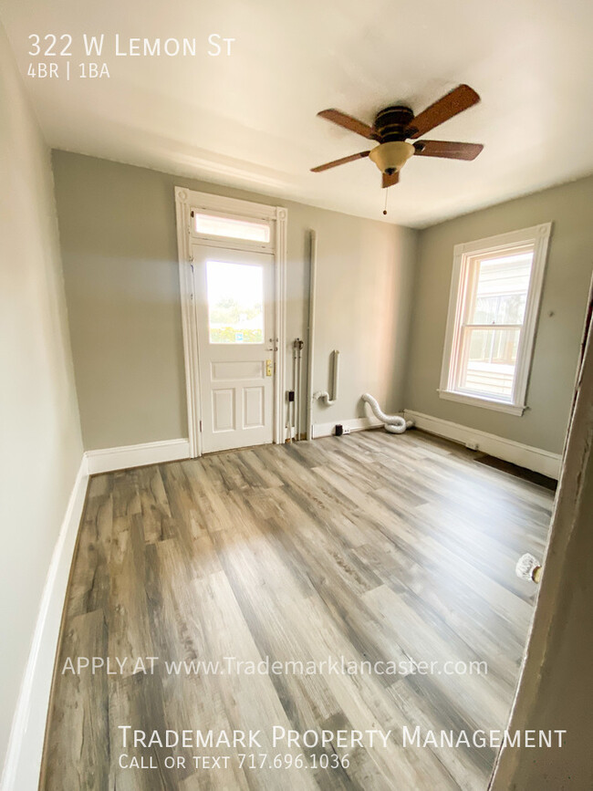 Building Photo - Spacious West End Town Home