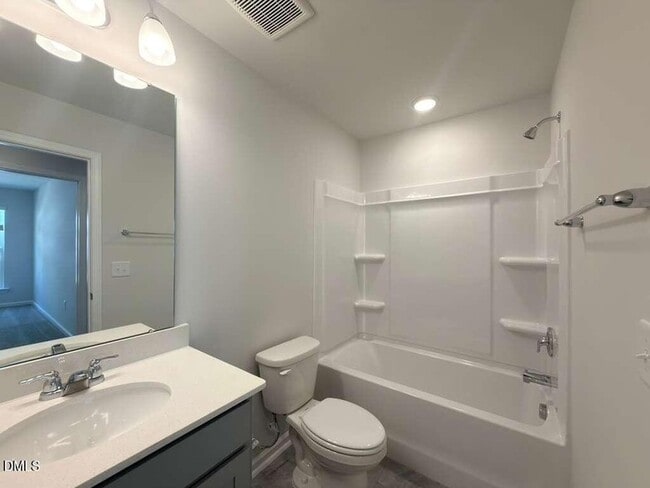 Building Photo - 218 Broomside Ave