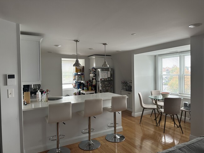 Building Photo - 11 Mill Rd