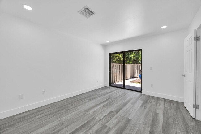 Building Photo - 8010 Ambach Way