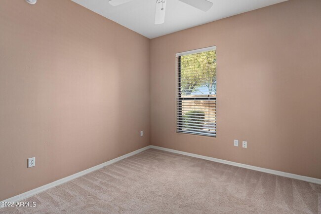 Building Photo - 20660 N 40th St