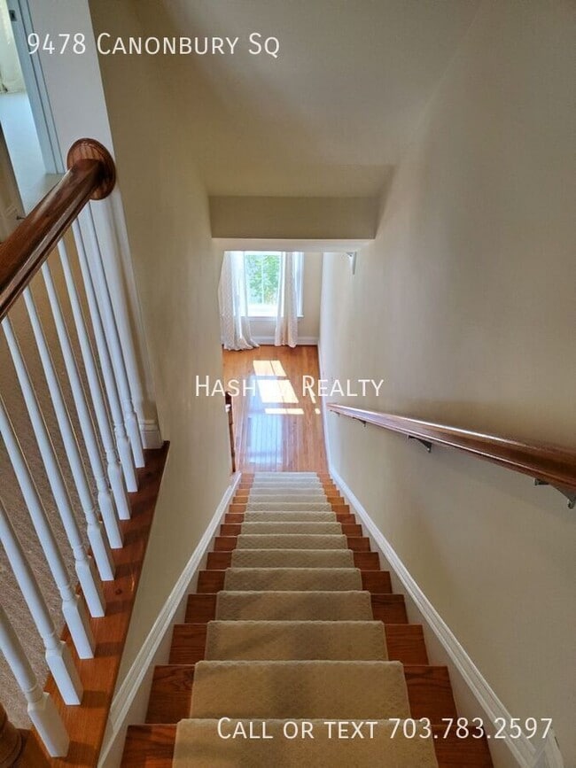 Building Photo - 9478 Canonbury Square