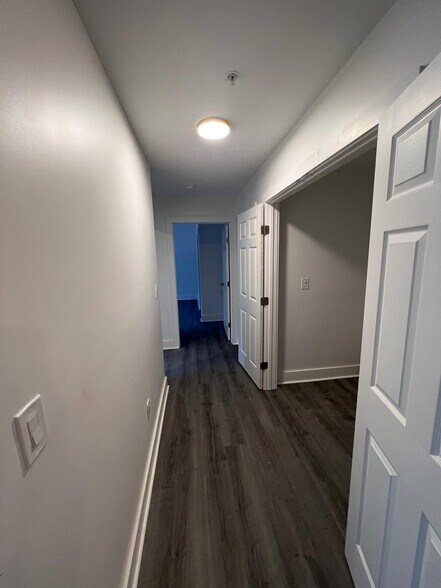 Building Photo - 7111 Porcher Dr