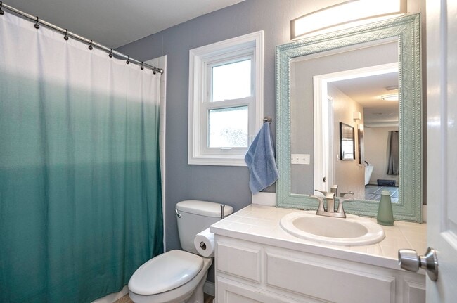 Building Photo - Spacious and Updated Rainier Meadows Home with Private Backyard