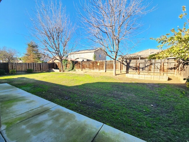 Building Photo - 12510 Colorado Ave