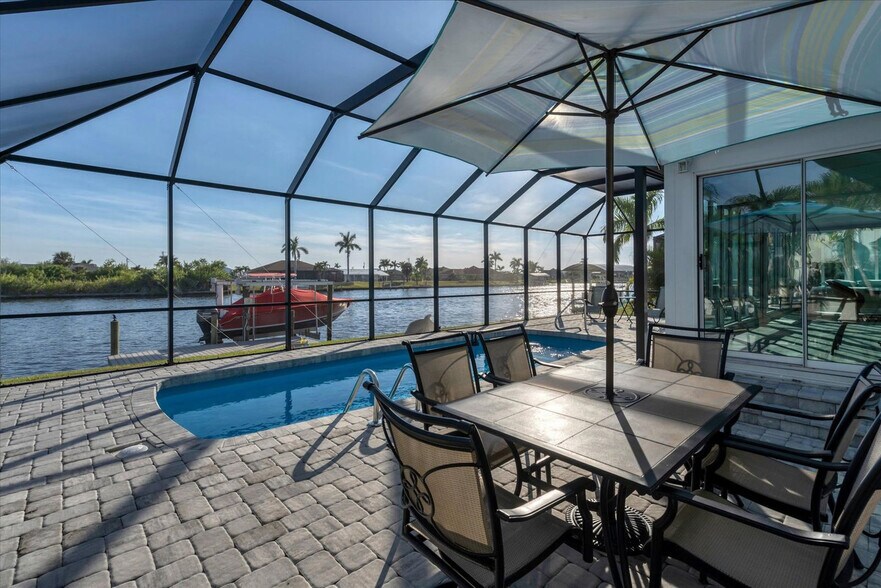 Building Photo - 15826 Aqua Cir